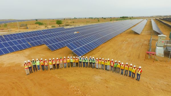 Sertifikat Karbon Pembangkit Listrik Tenaga Surya 300 MW di Bhadla, Rajasthan